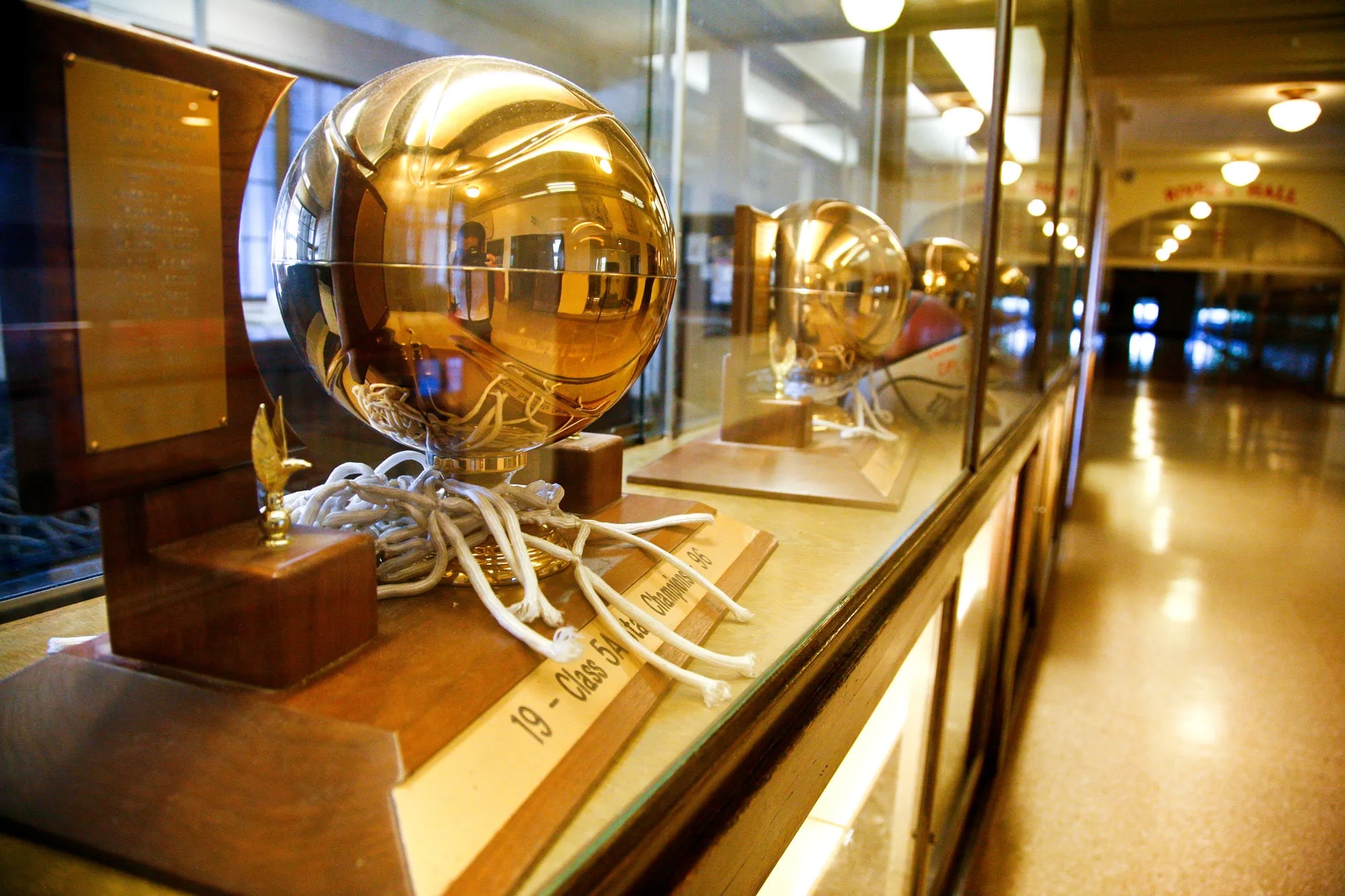 Old trophy generic