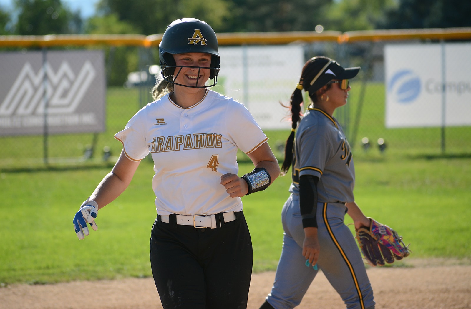 Arapahoe softball improves to 3-0 with another comeback win