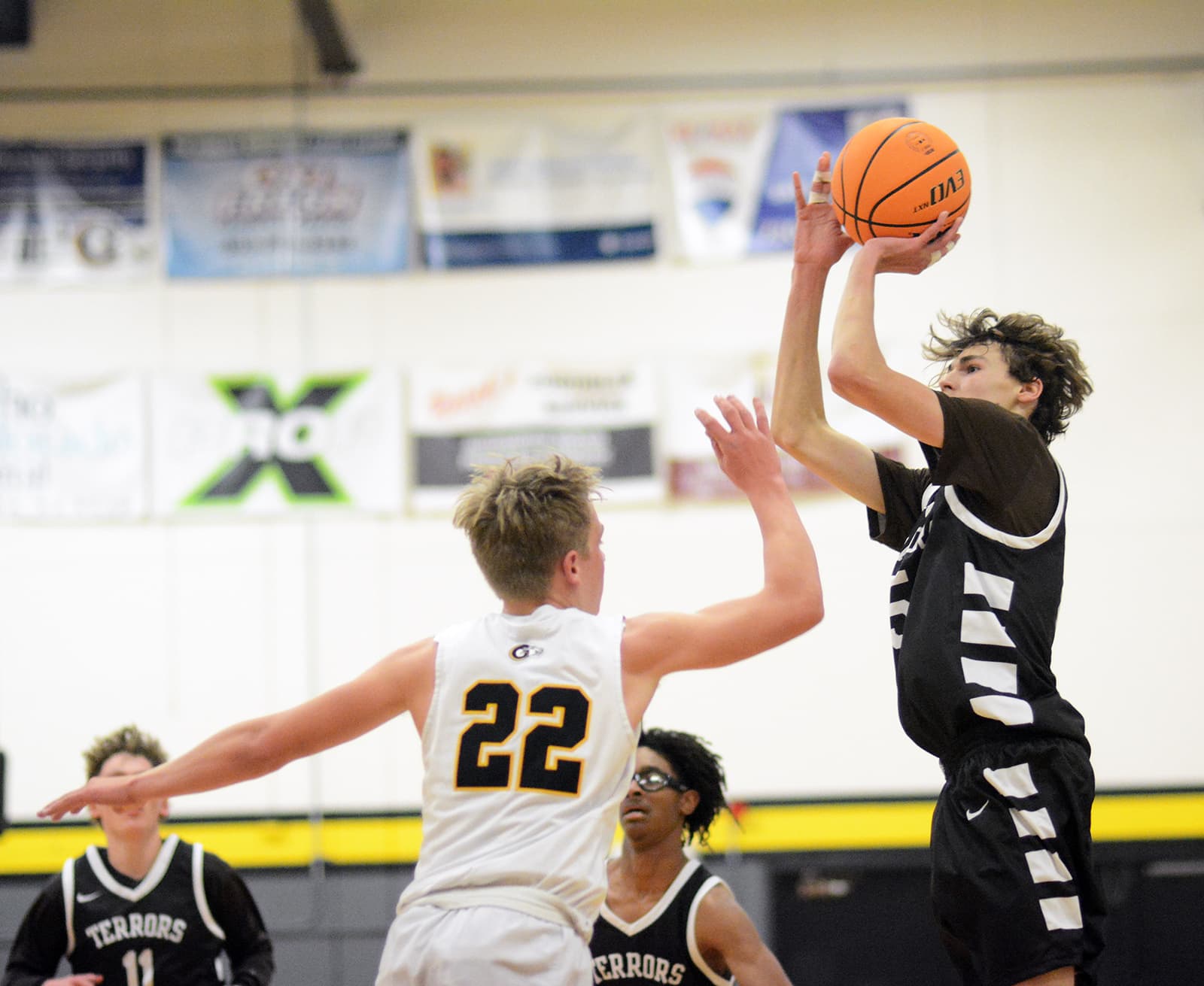 Boys Basketball: Palmer vs Green Mountain