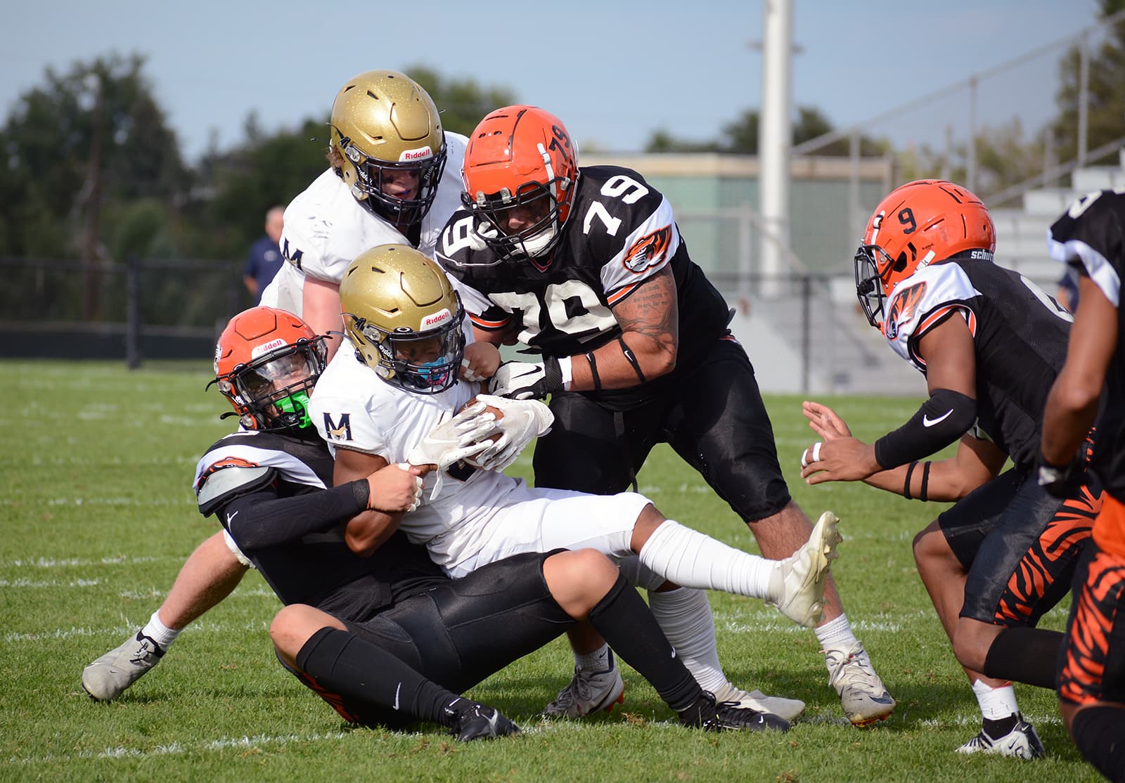 Football: Mullen vs Lakewood