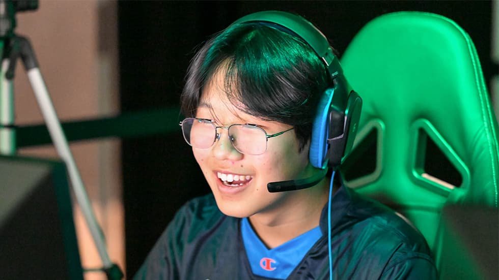 Cherry Creek ESports Competitor
