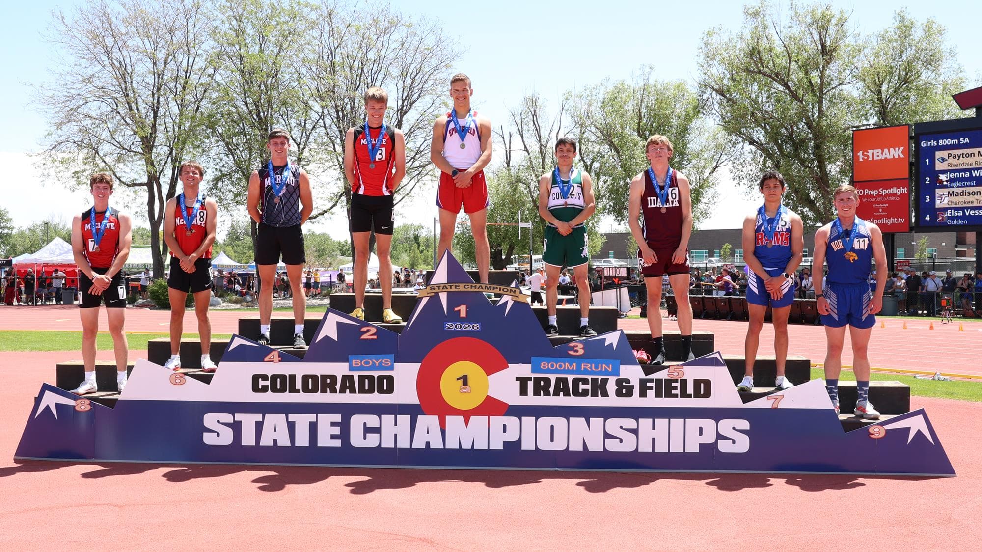 1A Boys Track - 800