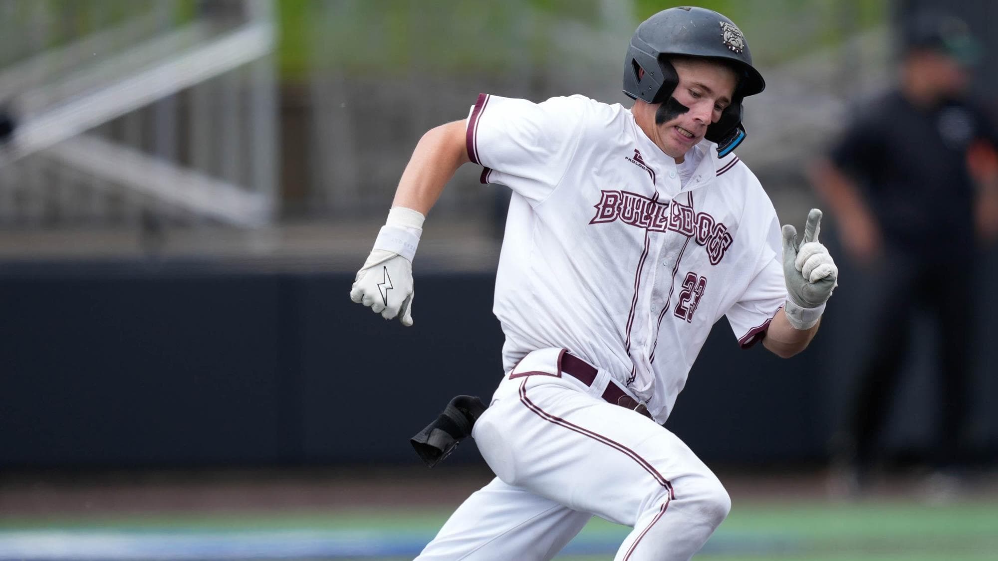 Palisade's Hunter Howard running the bases in baseball