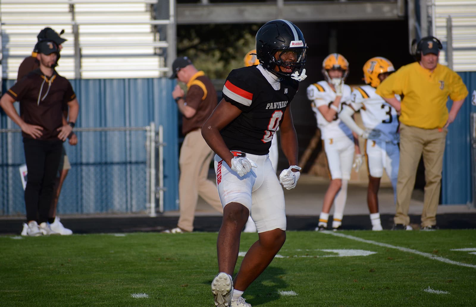 Pomona football grabs win in ‘Get Back Game’ over Thomas Jefferson